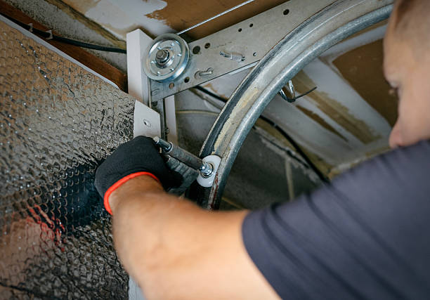 Affordable Garage Door solutions in Ridge Wood Heights, FL